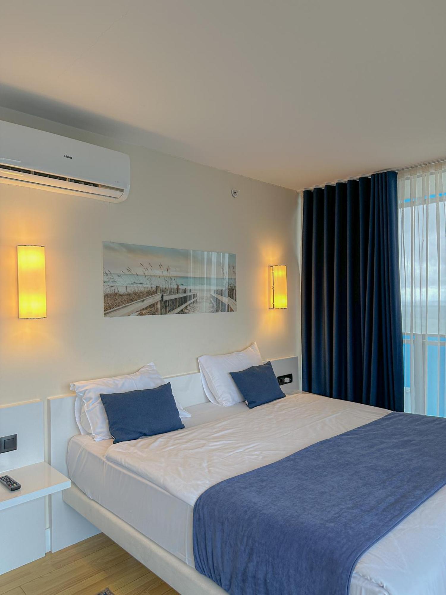 Luxury Batumi Hotel Eksteriør bilde