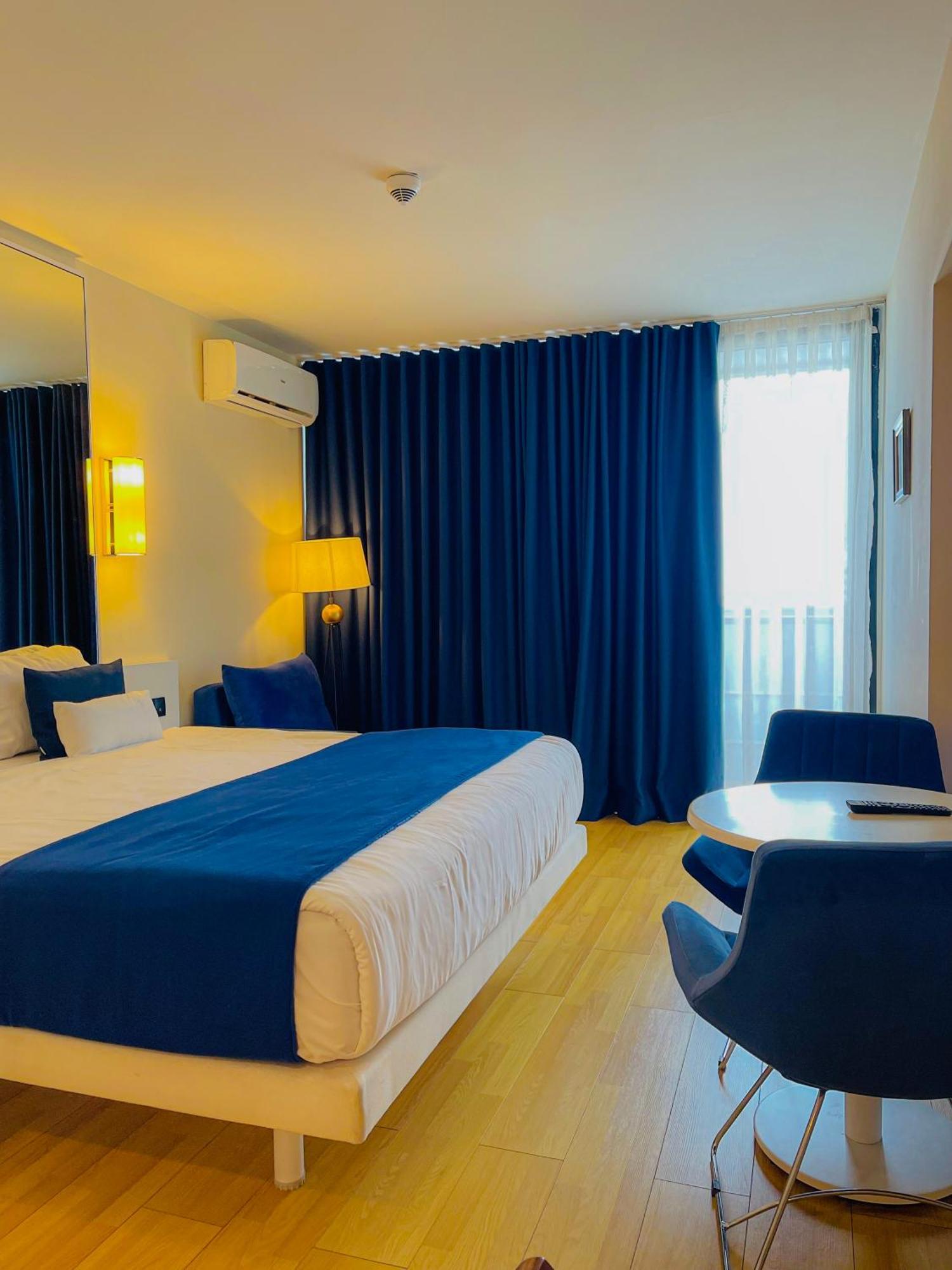Luxury Batumi Hotel Eksteriør bilde