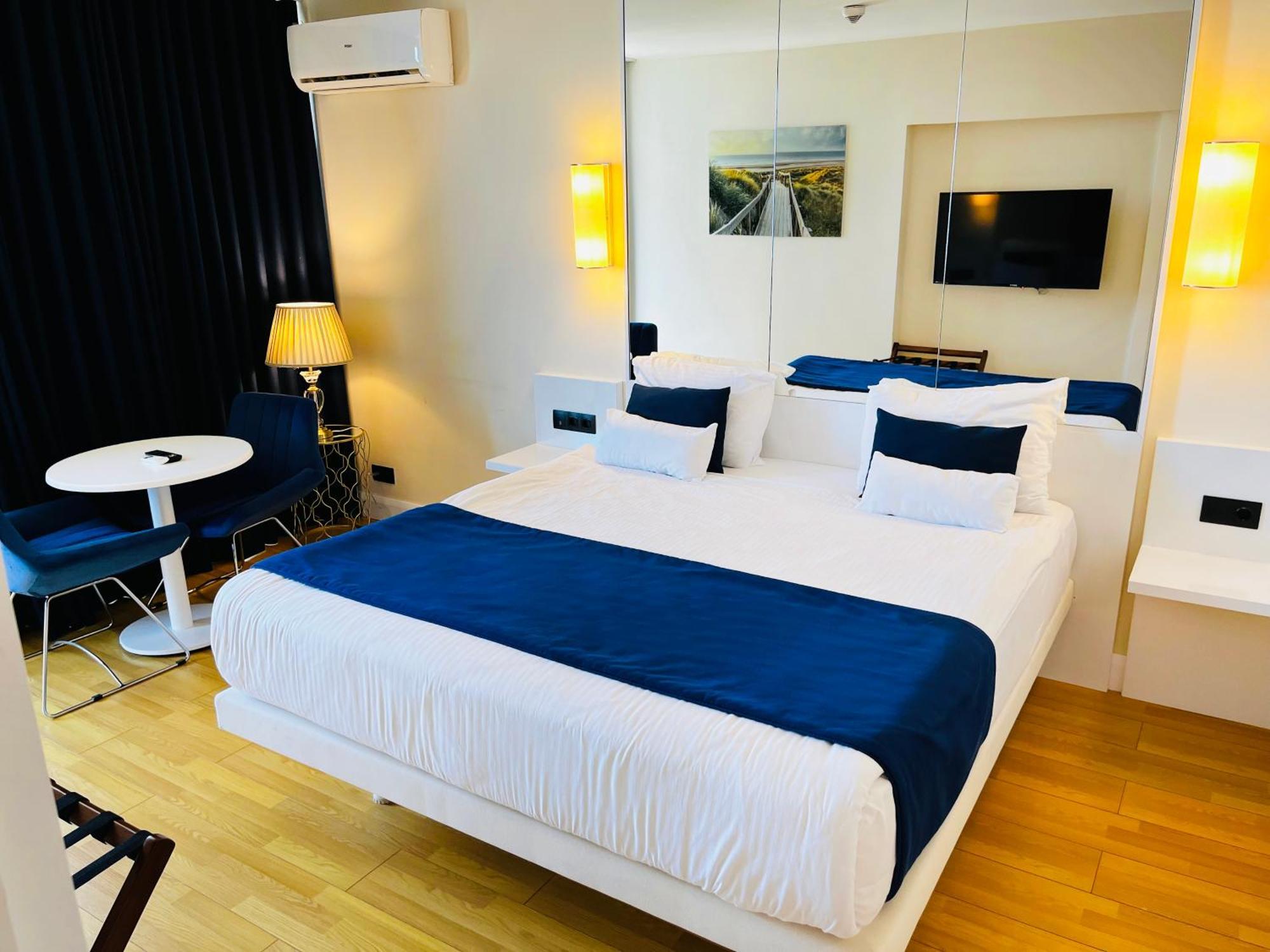 Luxury Batumi Hotel Eksteriør bilde